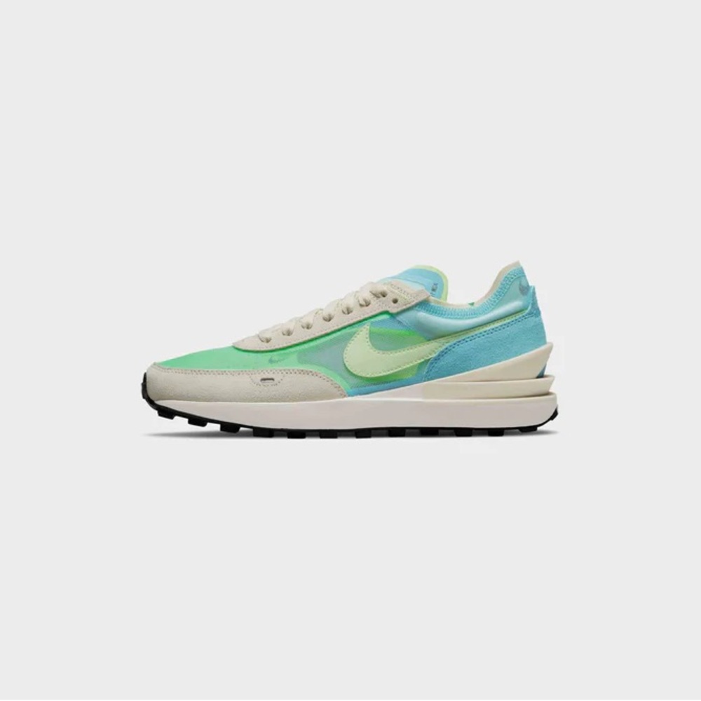 W Nike Waffle One Sneakers